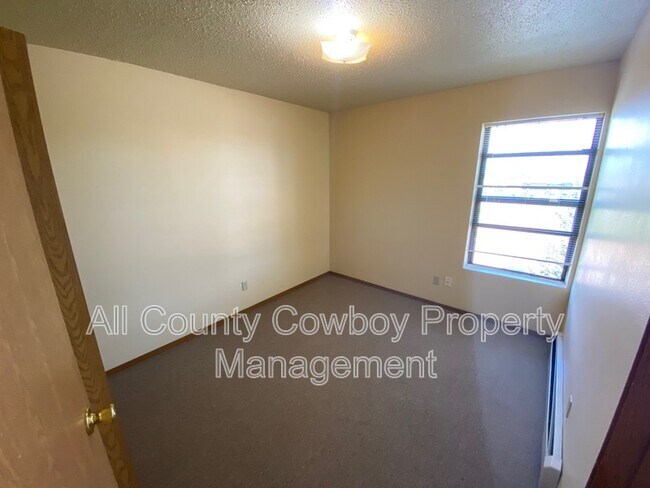 Building Photo - 3322 Joanna Brunner St