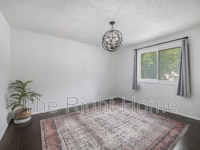 Building Photo - 11736 Quail Dr