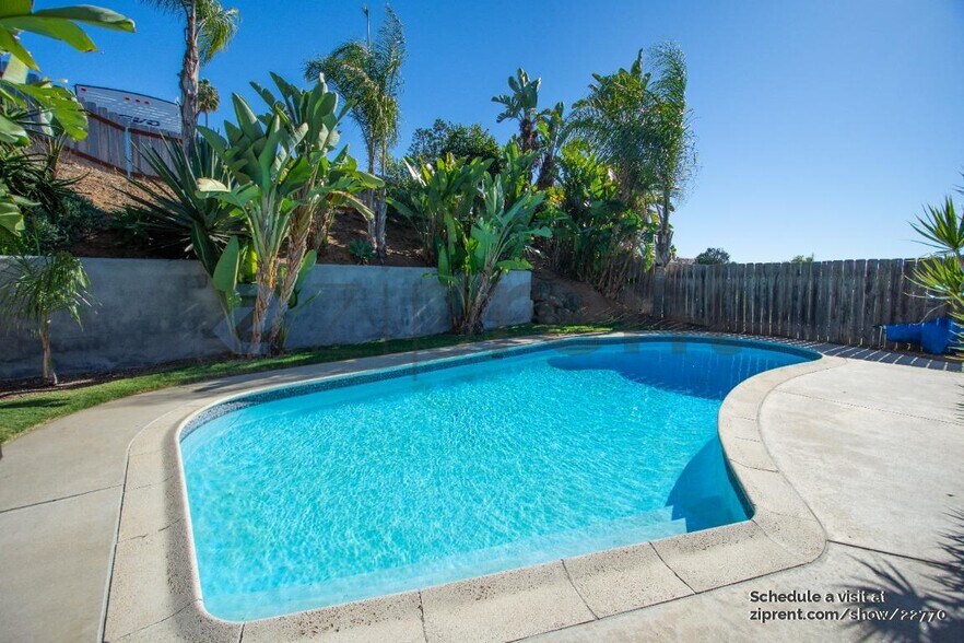 Building Photo - 189 Calle Guernica