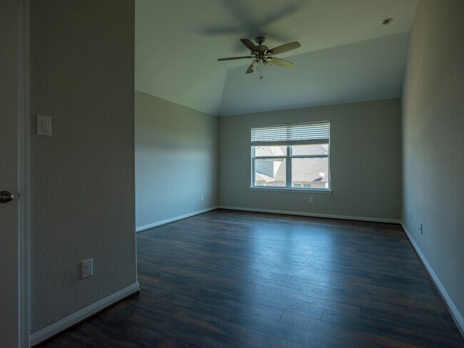 Building Photo - 2927 Overbrook Meadow Ln