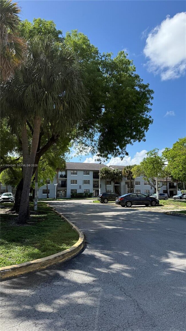 Building Photo - 7210 NW 179th St