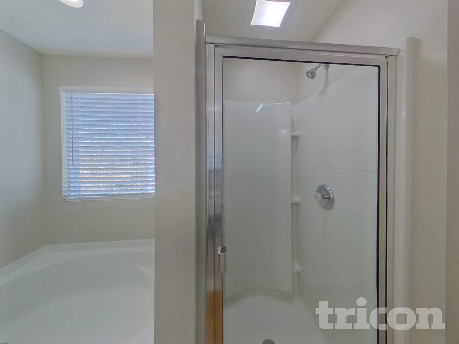 Building Photo - 9425 Macquarie Ln