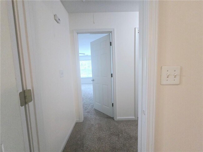 Building Photo - 1318 Guilderoy Ln