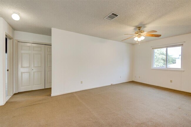 Building Photo - 8406 La Naranja Cove
