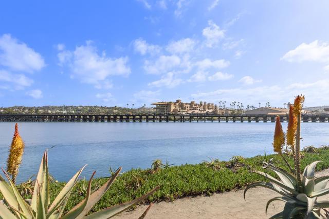 Building Photo - 2923 Sandy Pointe