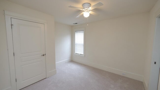 Building Photo - Charleston Style Home in Desirable Clayton Community