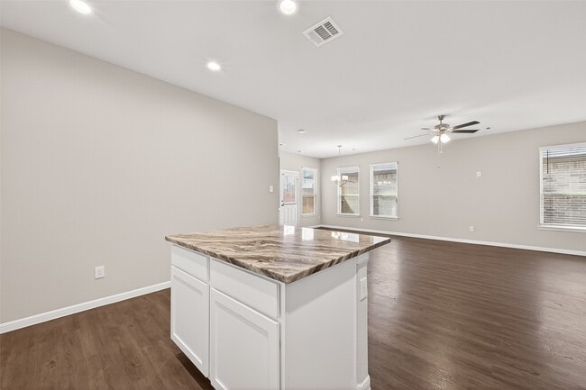 Building Photo - 17727 Chartertree Ln