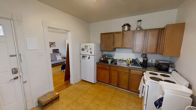 Building Photo - 1110 Granger Ave