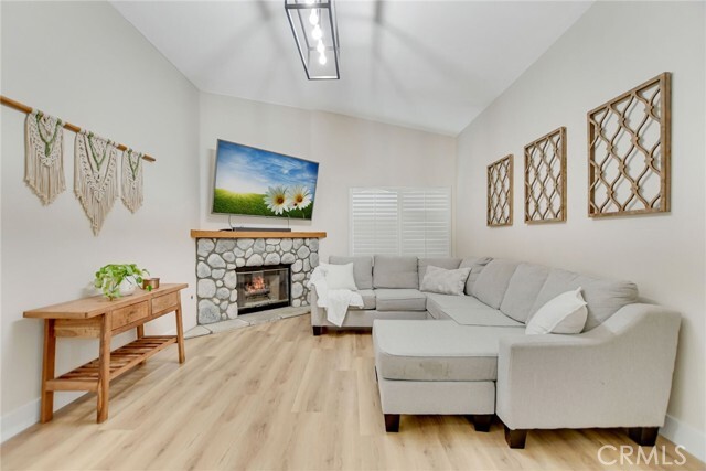 Building Photo - 3501 N Tamarind Ave