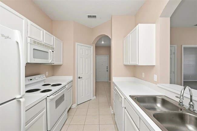 Building Photo - 7123 Yacht Basin Ave