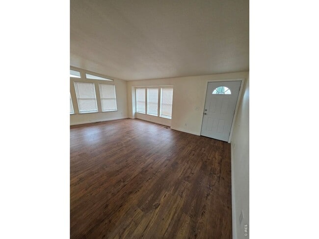 Building Photo - Beautifully Modern Home In Fort Morgan!