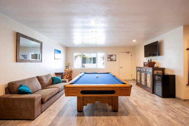 Building Photo - 2721 2nd St