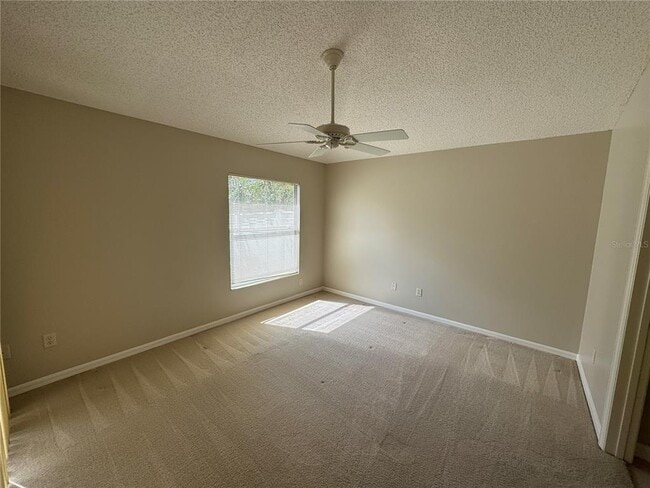 Building Photo - 1556 Conway Ct