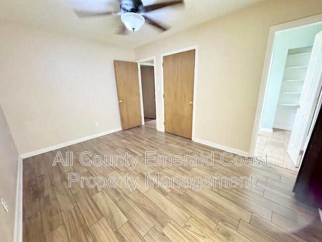 Building Photo - 506 Trenton St