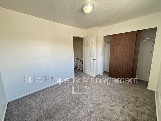 Building Photo - 1145 W 1600 N