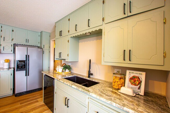 Building Photo - Beautifully Renovated with Lots of Space! 3 Bedroom / 2 Bath Ranch in Blair!