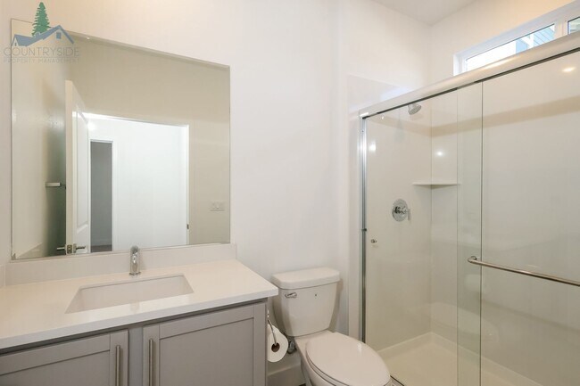 Building Photo - 2824 Wrangell St