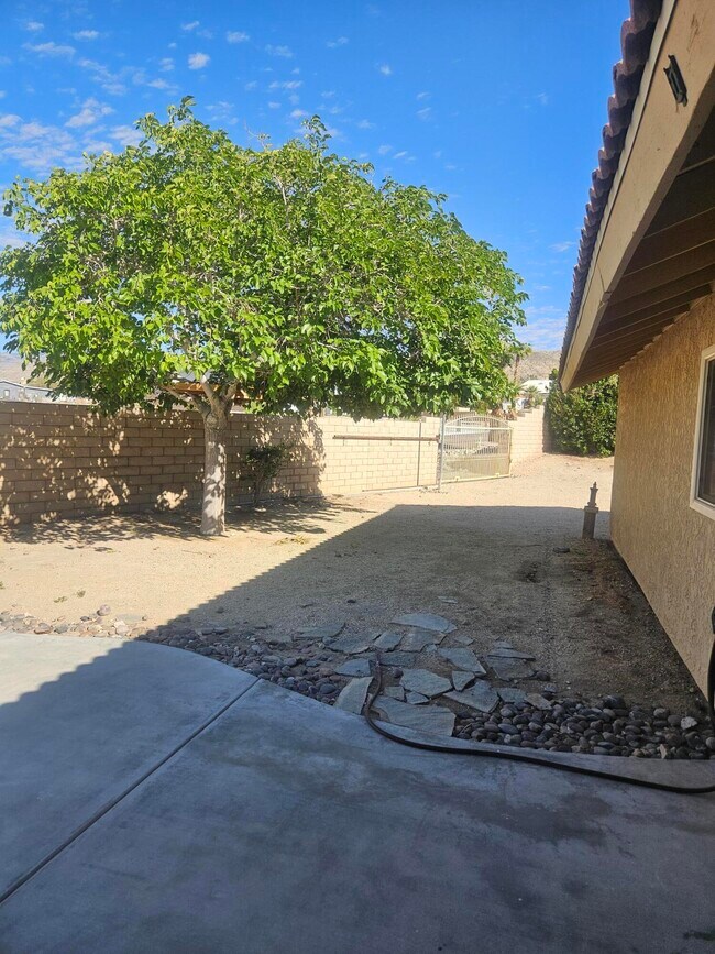 Building Photo - 66316 San Juan Rd