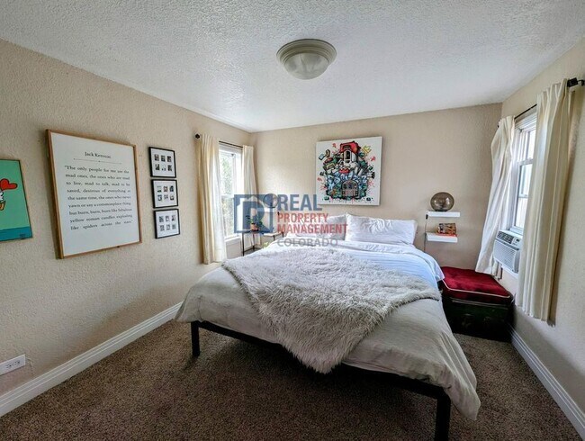 Building Photo - 908 Wolff St