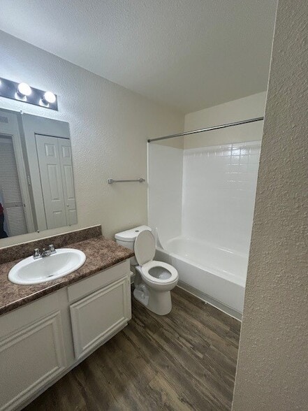 Building Photo - The Crossing Apartment Homes