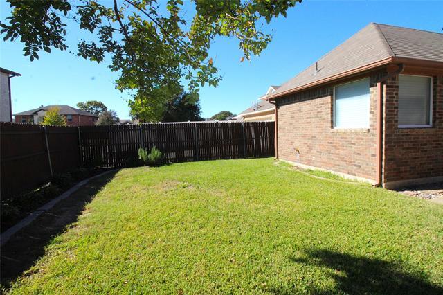 Building Photo - 8502 Linda Vista Dr