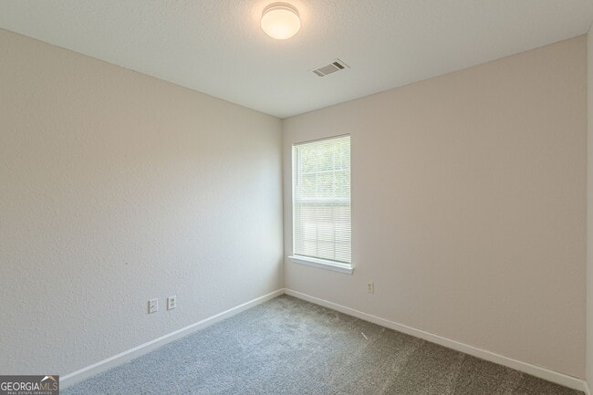 Building Photo - 274 Brookview Dr