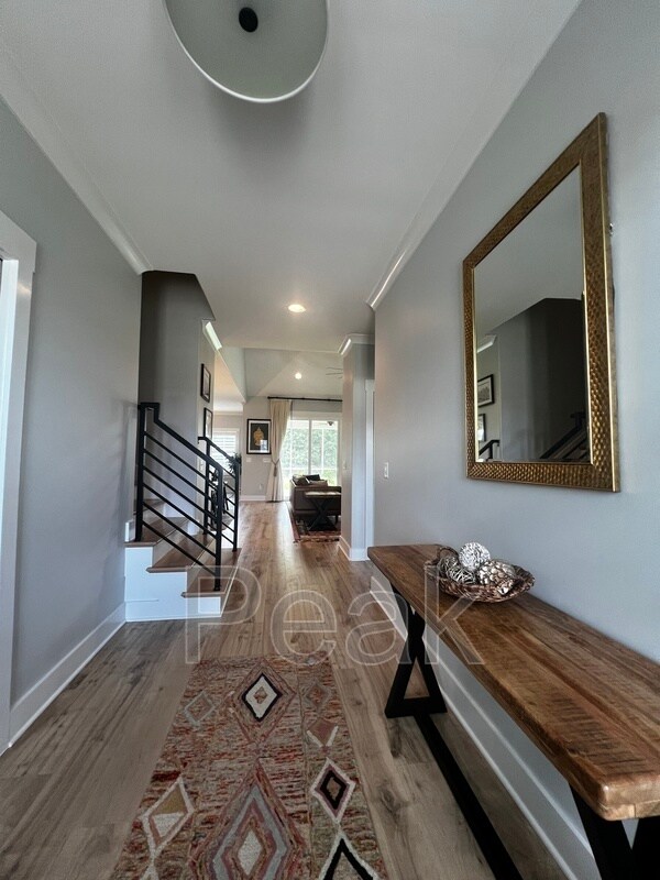 Building Photo - 6913 Hiatus Ct