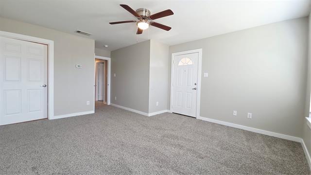 Building Photo - 523 Wood Dr