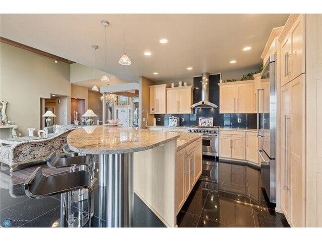 Building Photo - 1811-1817 7th St W