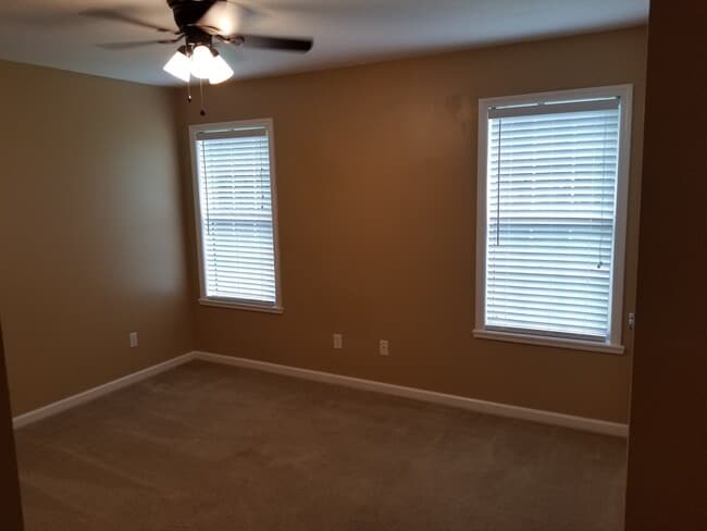 Building Photo - 4242 Lightsey Rd