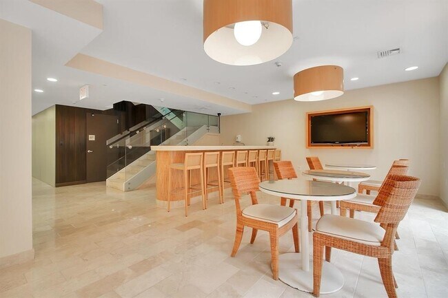 Building Photo - 100 Eton Row