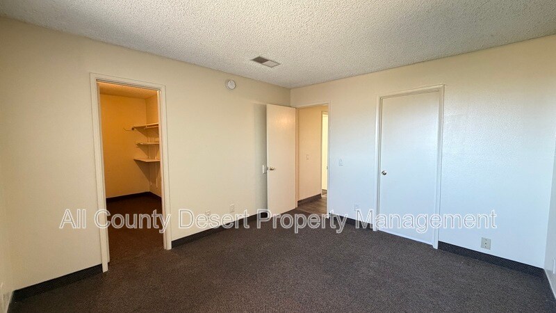 Building Photo - 13079 Eliseo Rd