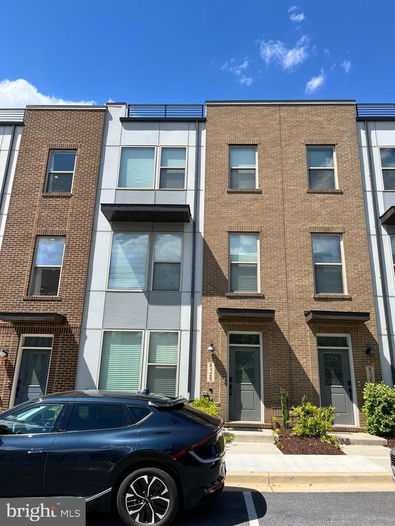 Building Photo - 5125 Longstone Way