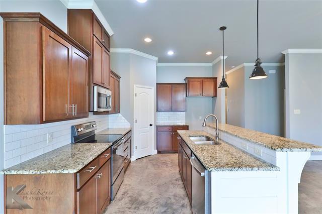 Building Photo - 3810 Carrera Ln