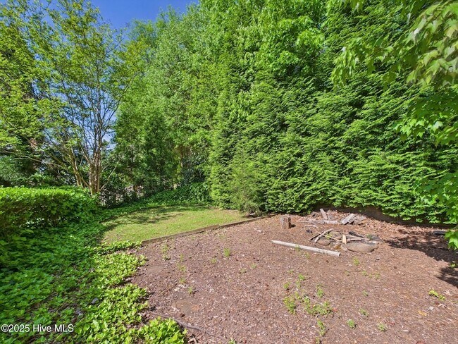 Building Photo - 12589 Honeychurch St