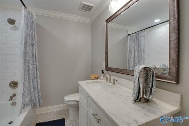 Building Photo - 8129 Hickory Hill Ln SE