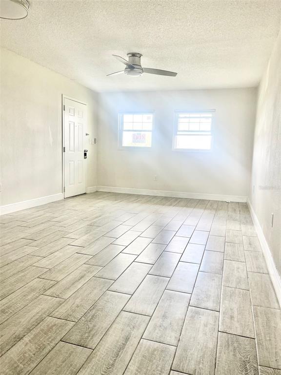 Building Photo - 837 Sky Lake Cir
