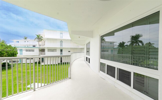 Building Photo - 1470 S Ocean Blvd