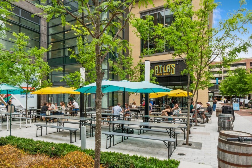 Building Photo - 147 Prairie Ln