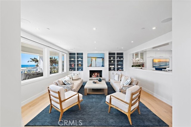 Building Photo - 450 Cliff Dr