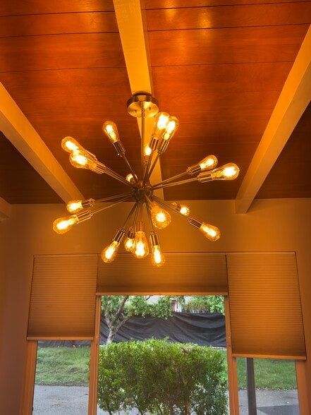 Lite fixture in kitchen - 11305 Sheldon St