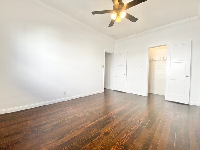 Building Photo - 401 N Genesee Ave
