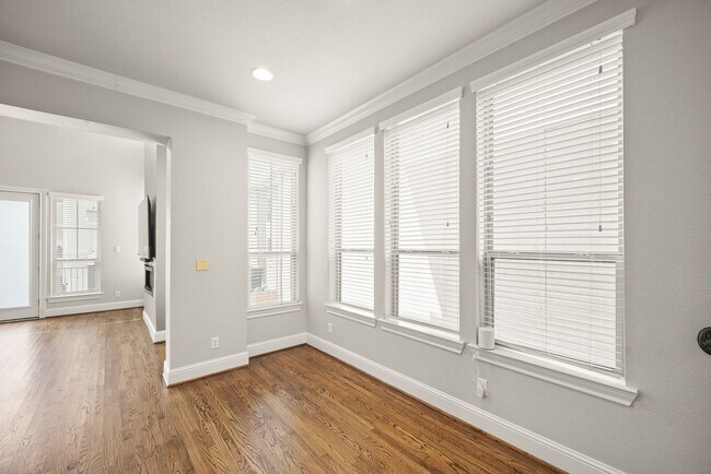 Building Photo - 1227 Creekside Acres Ct