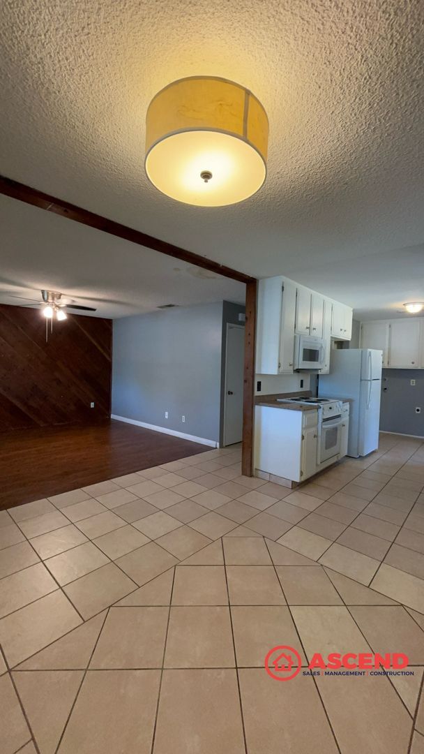 Building Photo - 3416 Parsley Ln