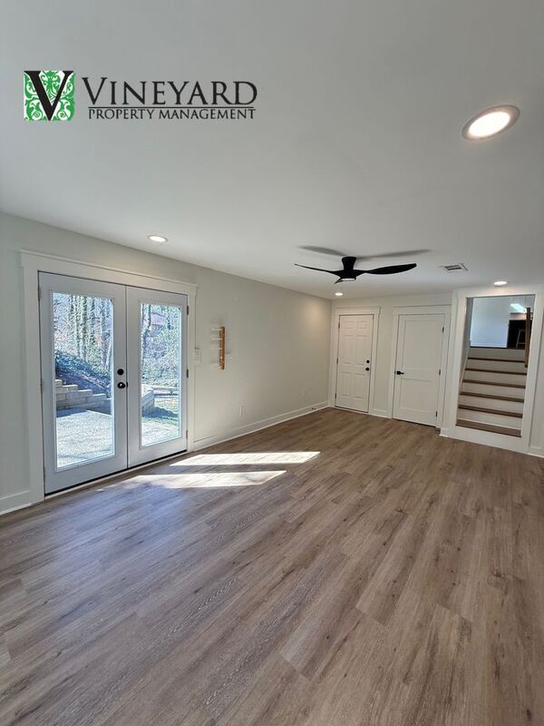 Building Photo - 3281 Ethan Dr