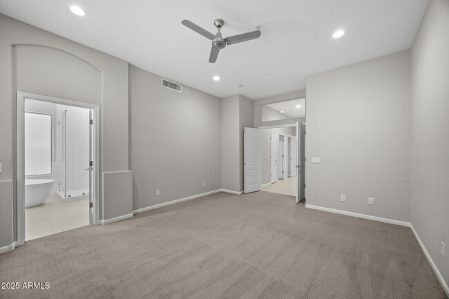 Building Photo - 16861 N 106th Way