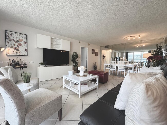 Building Photo - 3800 S Ocean Dr