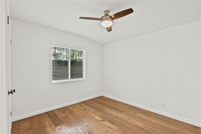 Building Photo - 1056 E Orange Grove Ave