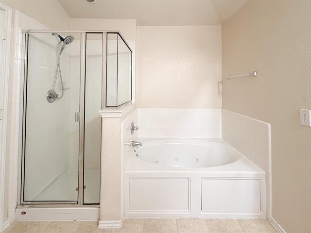 Building Photo - 5353 Freestone Dr