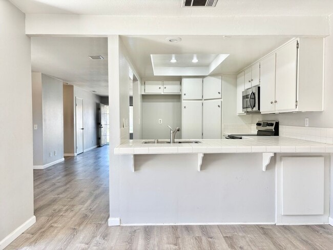 Building Photo - 3604 Ketch Ave